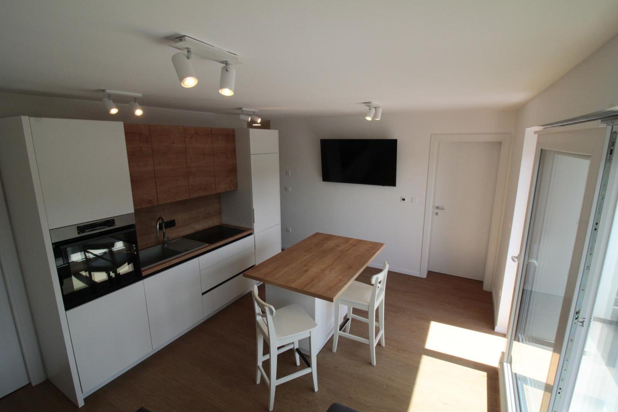 Naia Apartments Ново-Место Экстерьер фото
